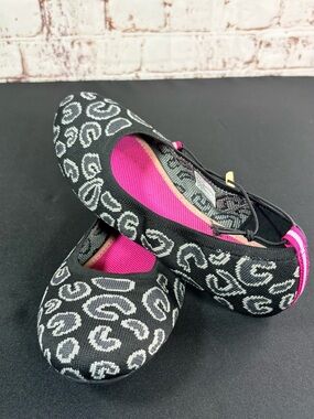 Women's Black Leopard Knit Ballet Flats with Pink Insole